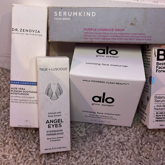 Beauty bundle - Picture 2 of 3